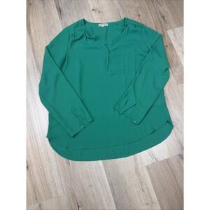Pleione Women's Medium Emerald Green Blouse Long Sleeve Split Neck Pocket Top